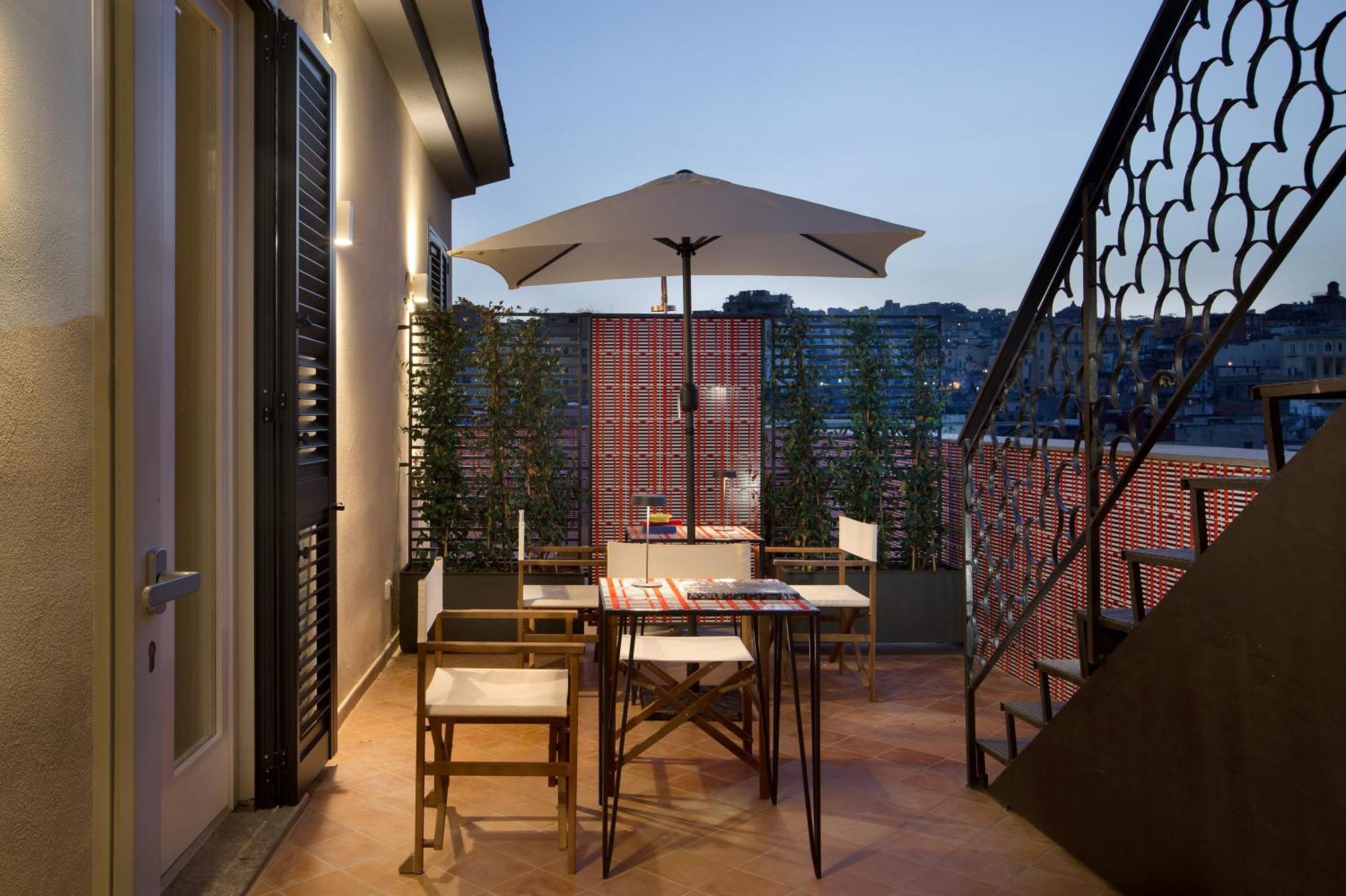 Galleria Port'Alba - Suites & Rooftop Наполи Екстериор снимка